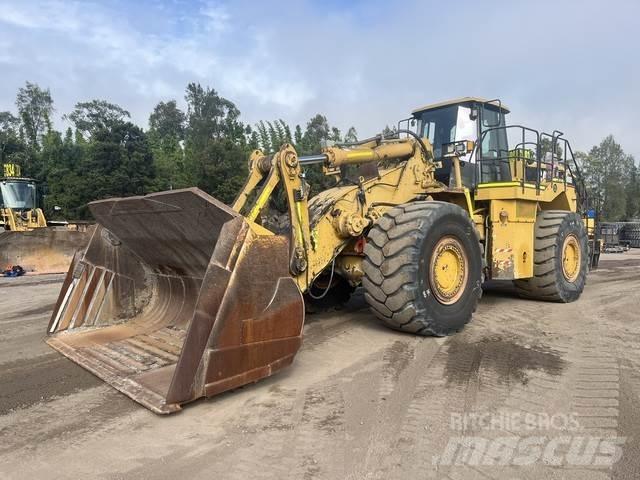 CAT 988G Pale gommate