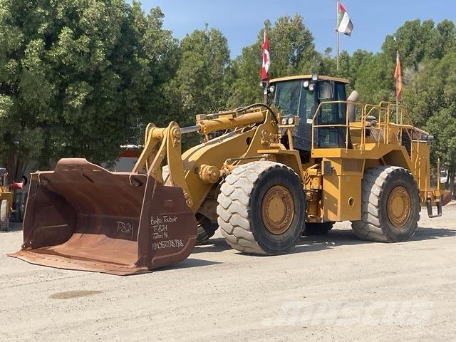 CAT 988H Pale gommate