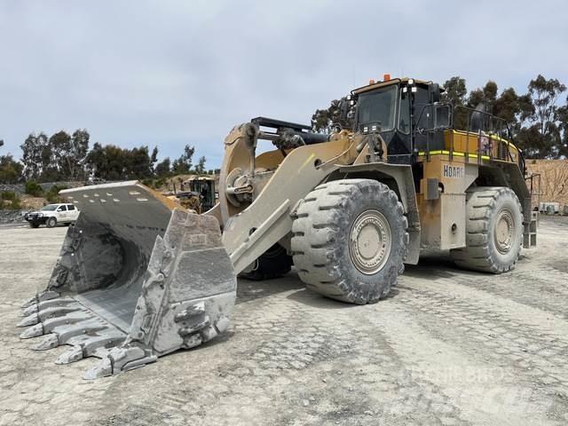 CAT 988K Pale gommate