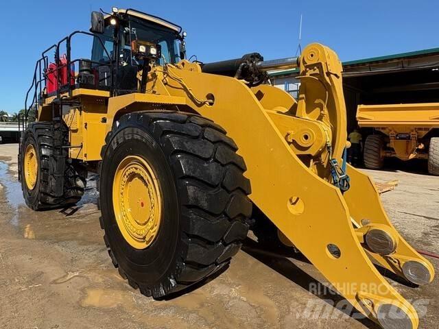 CAT 988K Pale gommate