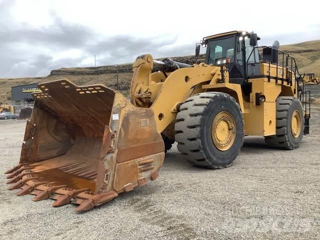 CAT 988K Pale gommate