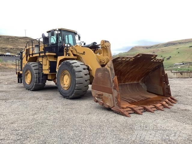 CAT 988K Pale gommate