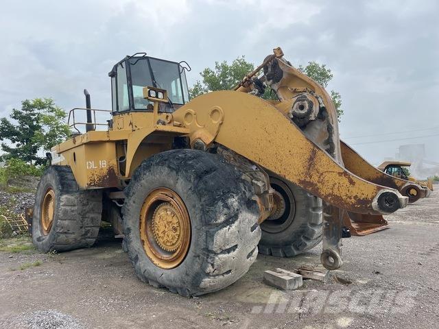 CAT 990 Pale gommate
