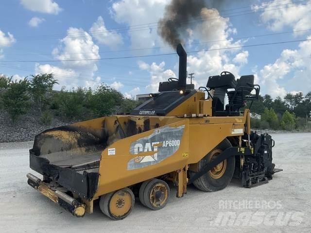 CAT AP-600D Finitrici