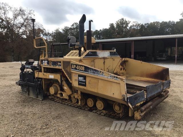 CAT AP-650B Finitrici