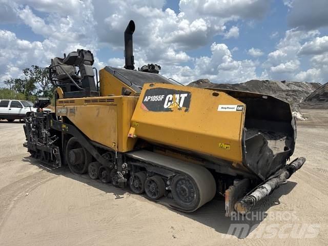 CAT AP1055F Finitrici