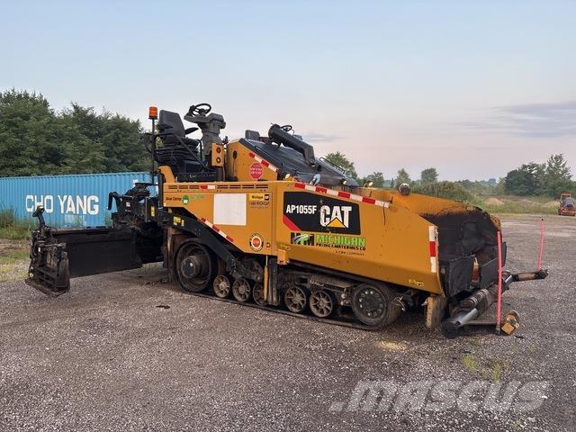 CAT AP1055F Finitrici
