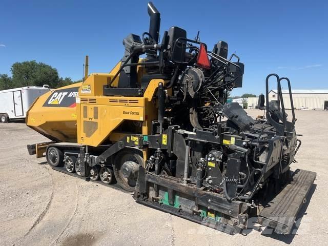 CAT AP555F Finitrici