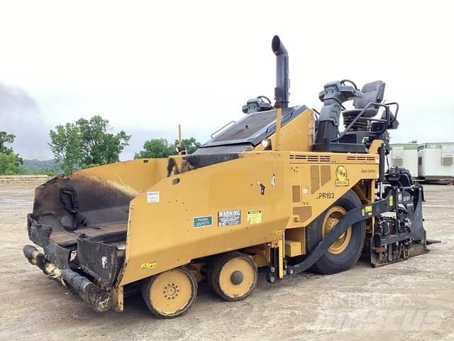 CAT AP600F Finitrici