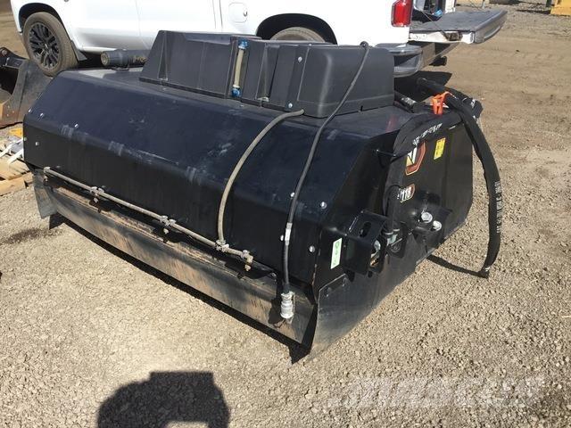 CAT BU118 Spazzatrici