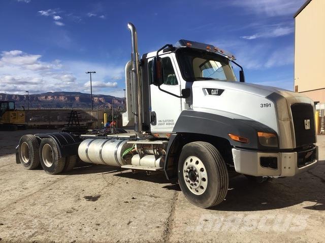 CAT CT660 Motrici e Trattori Stradali