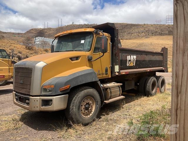 CAT CT660S Camion ribaltabili