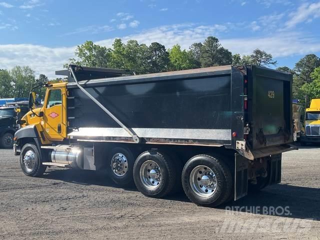 CAT CT660S Camion ribaltabili