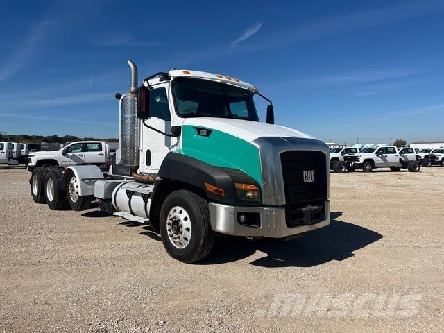 CAT CT660S Motrici e Trattori Stradali