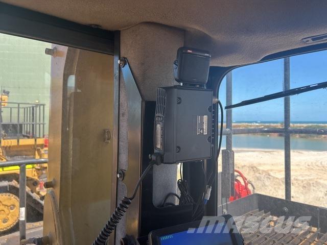 CAT D11T Dozer cingolati