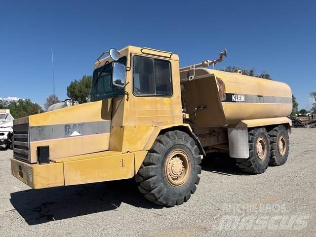 CAT D250 Autocisterne