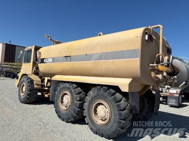 CAT D250 Autocisterne