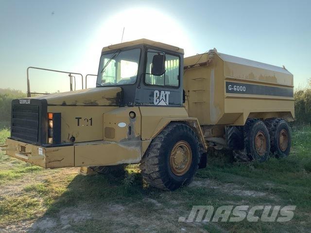 CAT D300E Autocisterne
