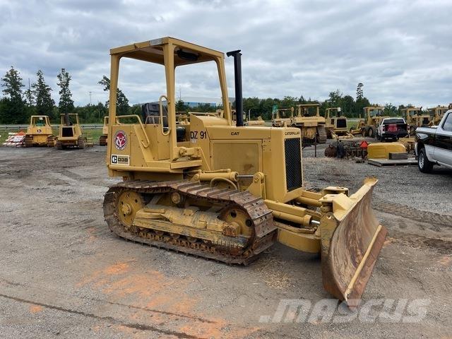 CAT D3B Dozer cingolati