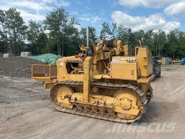 CAT D4E 20 Posatubi cingolati