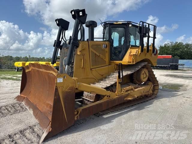 CAT D7 Dozer cingolati