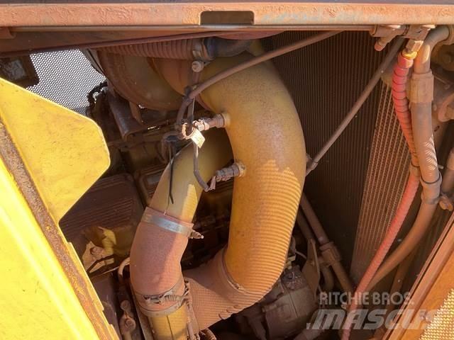 CAT D9 Dozer cingolati