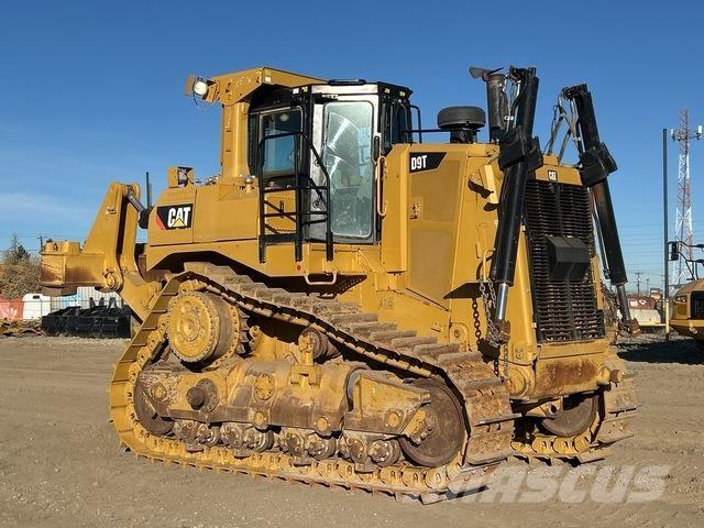 CAT D9T Dozer gommati