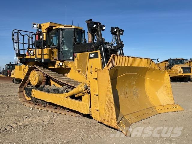 CAT D9T Dozer gommati
