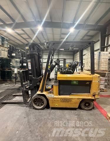 CAT E8000 Carrelli elevatori elettrici