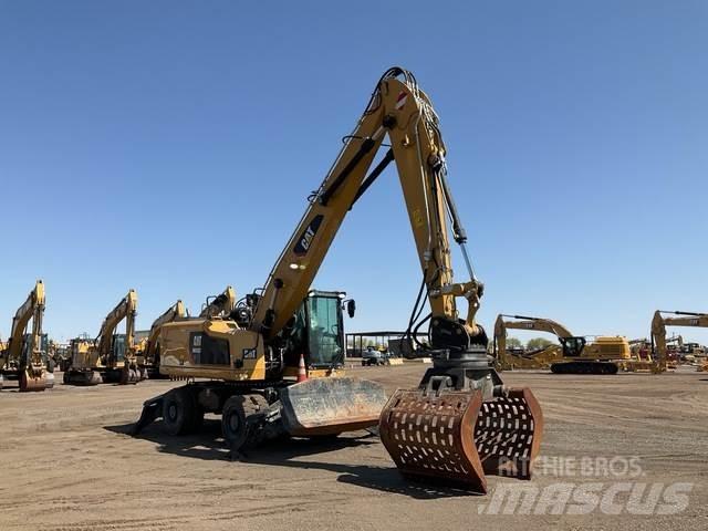CAT MH3022 Movimentazione rifiuti