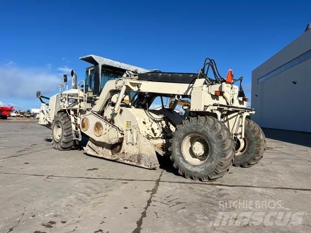 CAT RM500 Compattatori da suolo