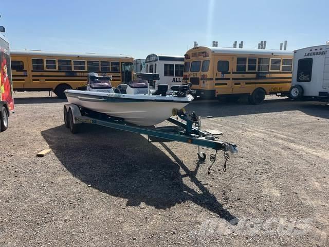 Champion  Barche da lavoro, chiatte e pontoni