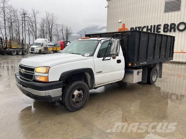 Chevrolet 3500 Camion con sponde ribaltabili