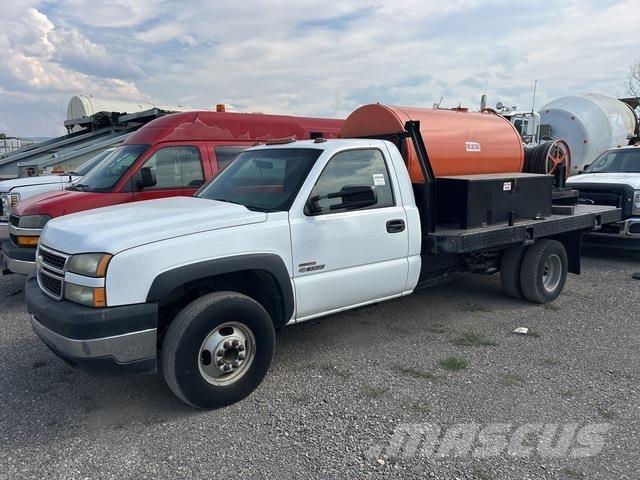 Chevrolet 3500 Camion con sponde ribaltabili