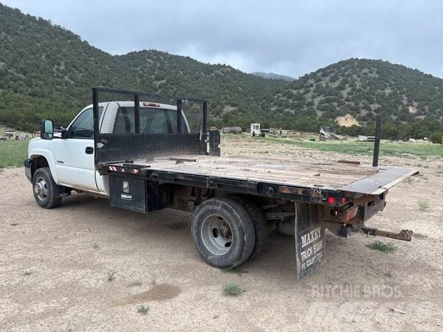Chevrolet 3500 Camion con sponde ribaltabili