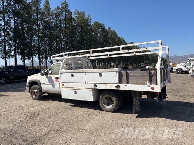 Chevrolet 3500 Camion con sponde ribaltabili