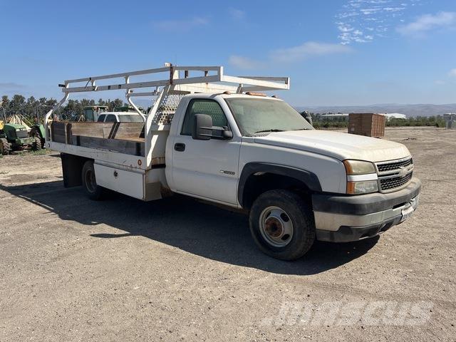 Chevrolet 3500 Camion con sponde ribaltabili