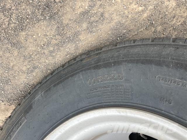 CIMC  Rimorchi con sponde ribaltabili