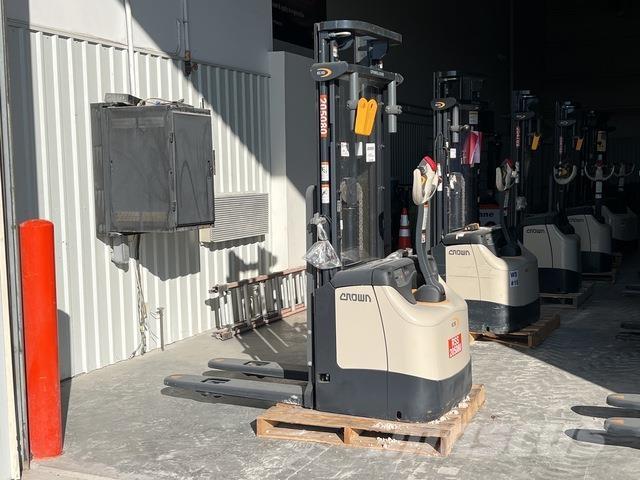 Crown ES 4000 Carelli stoccatori  automatici-usati