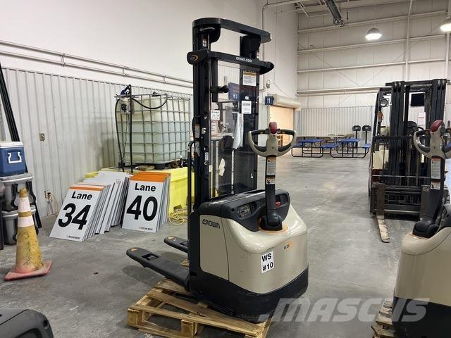 Crown ES 4000 Carelli stoccatori  automatici-usati