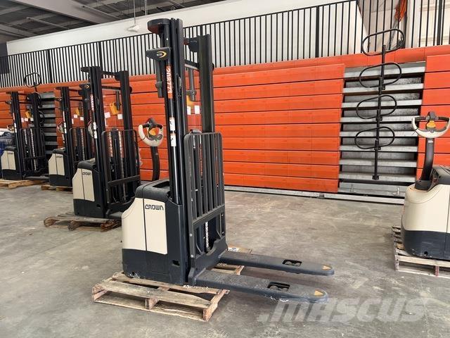 Crown ES 4000 Carelli stoccatori  automatici-usati