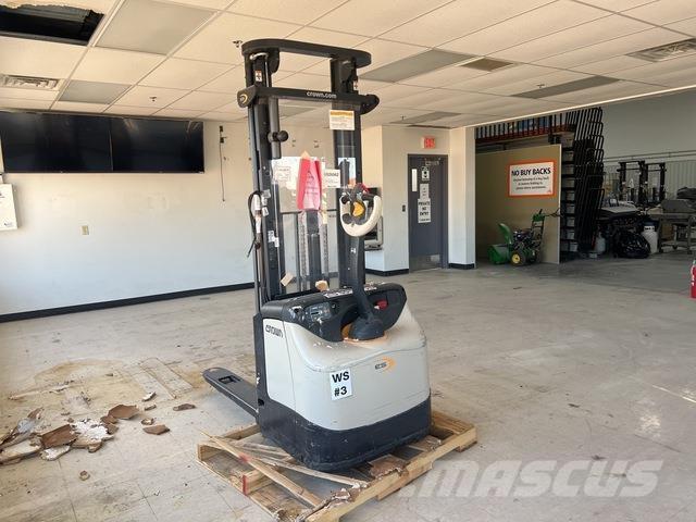 Crown ES 4000 Carelli stoccatori  automatici-usati