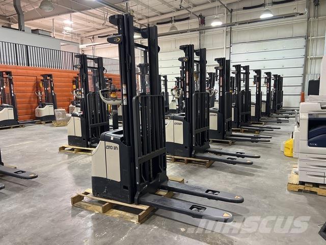 Crown ES 4000 Carelli stoccatori  automatici-usati