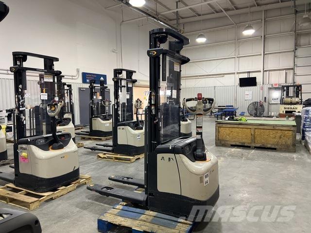 Crown ES 4000 Carelli stoccatori  automatici-usati