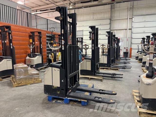 Crown ES 4000 Carelli stoccatori  automatici-usati