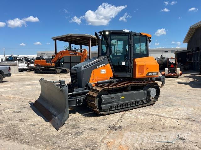 Develon DD100 Dozer cingolati