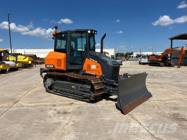 Develon DD100 Dozer cingolati