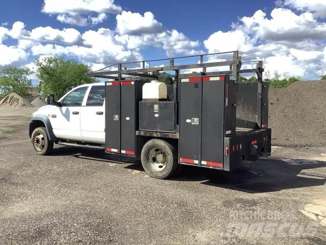 Dodge 5500 Pick up/Fiancata ribaltabile