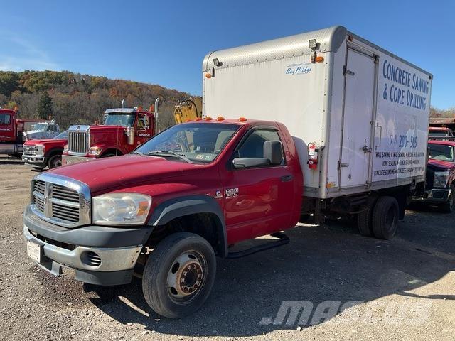 Dodge 5500 Camion cassonati