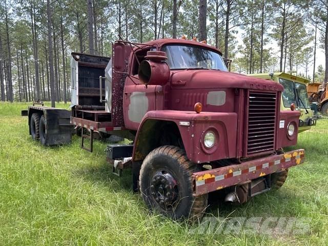 Dodge D80 Cabine e interni
